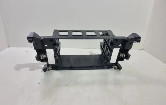 Radio/GPS head unit trim