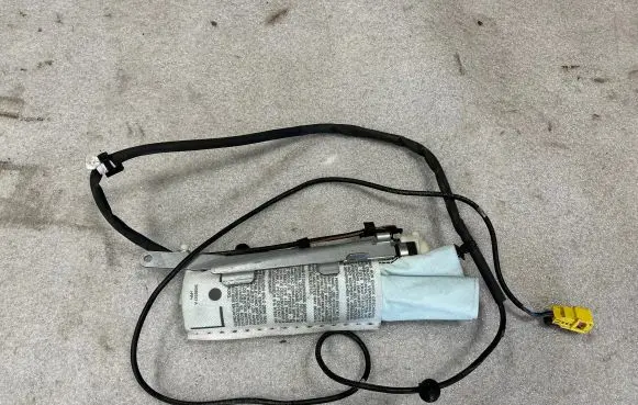 Audi Q3 8U Seat airbag 8U0880241A