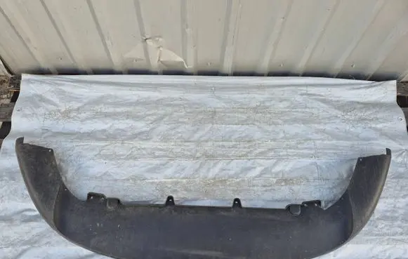 Volkswagen Golf V Front bumper lip 1K0805903