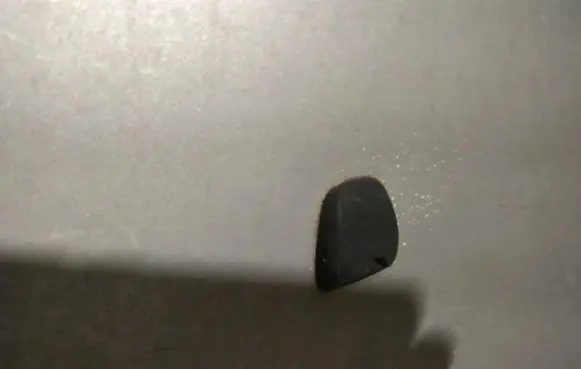 Windshield washer spray nozzle