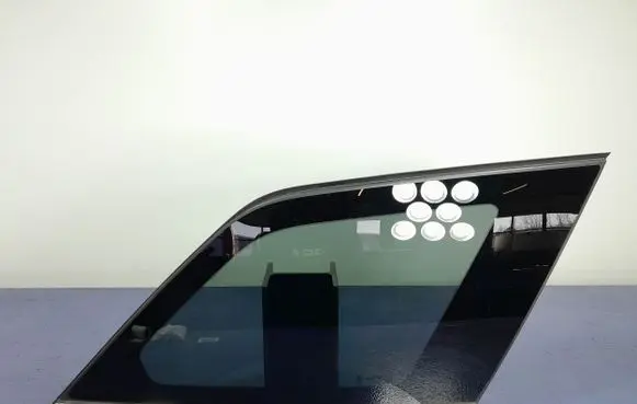 Peugeot 5008 Rear side window 9812842280
