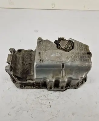 Volkswagen Touran I Oil sump 03C103603T