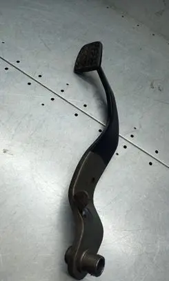 Toyota Avensis Verso Brake pedal 16094A02