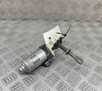 Lexus IS 220D-250-350 Seat adjustment motor 8582033020