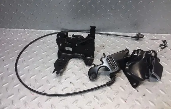 Mercedes-Benz E W212 Seat back rest lock catch A2129200672 A2129209500 A2129209100