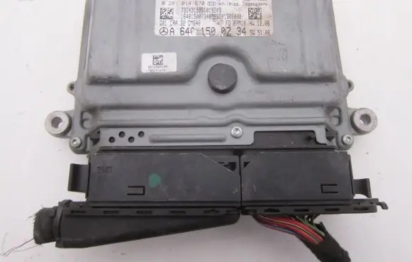 Mercedes-Benz A W169 Engine control unit/module A6401500734 0281014670