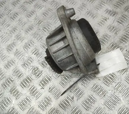 Mercedes-Benz Vito Viano W447 Engine mount bracket A4472410013