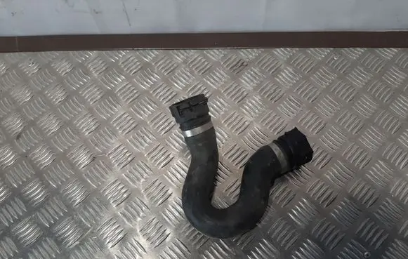 Audi Q5 SQ5 Engine coolant pipe/hose 8R0121101C