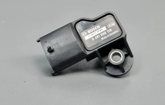 Honda CR-V Air pressure sensor 0281006118