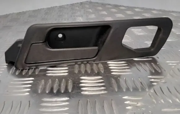 BMW 5 E34 Loading door interior handle 