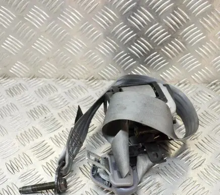 KIA Carens I Front seatbelt E11045279