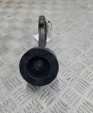 Mercedes-Benz E W212 Piston with connecting rod 65100
