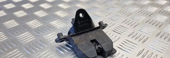 Skoda Octavia Mk2 (1Z) Tailgate/trunk/boot lock/catch/latch 1Z5827501D