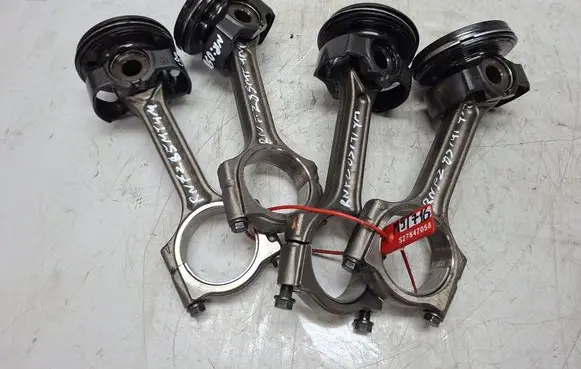 Renault Master III Piston with connecting rod S27647058 M9T716