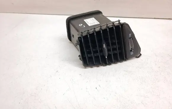 Jeep Grand Cherokee Rear air vent grill X90020401XX