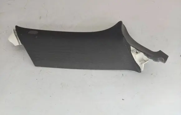 (B) pillar trim (top)