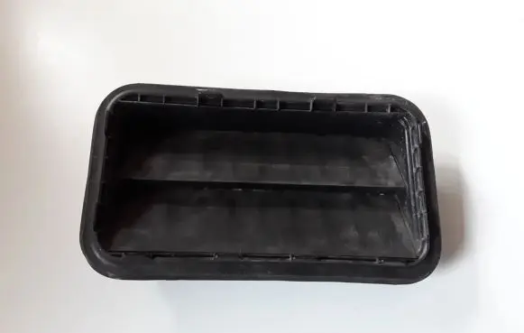 Toyota Sienna XL30 III Fender grill 6294033070