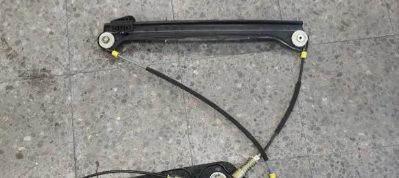 BMW 7 E65 E66 Front window lifting mechanism without motor