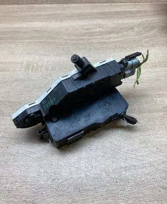 Citroen C4 I Rear door lock 24099816 24097816