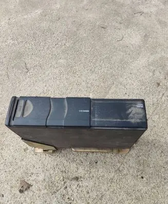 BMW 5 E39 CD/DVD changer 020258