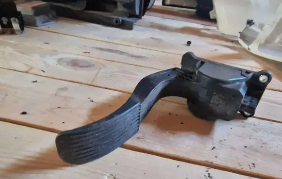 Volkswagen Crafter Accelerator throttle pedal A9063000404