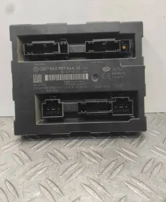 Audi A4 S4 B8 8K Comfort/convenience module 8K0907064JG