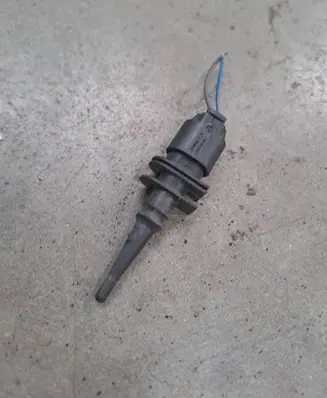 BMW 5 F10 F11 Outside/exterior temperature sensor 17185551