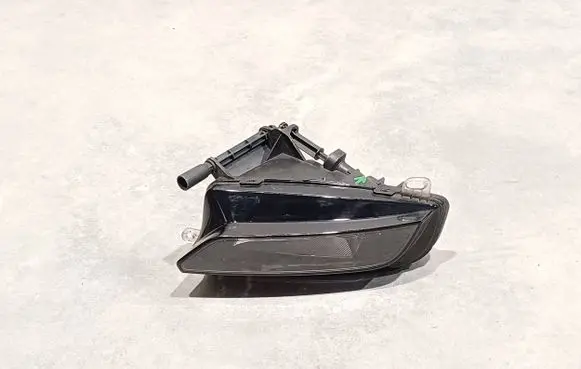 Audi A3 S3 8V Front fog light 8V0941700C