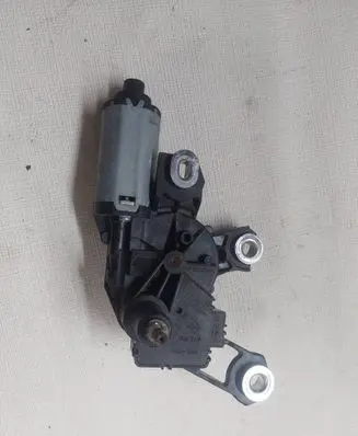Audi A6 S6 C6 4F Rear window wiper motor 4F9955711B 142064206