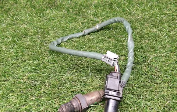 Mercedes-Benz C W204 Lambda probe sensor 0045427318 0258017108 0258017109