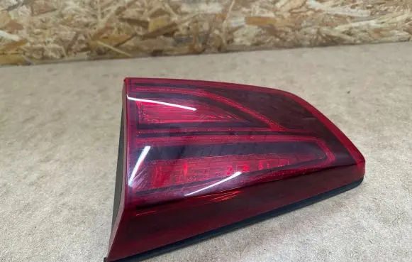 KIA Niro Tailgate rear/tail lights 92404G5500 201217 1804473