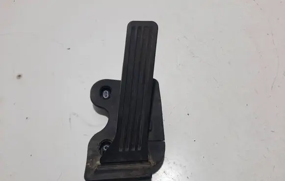 Mazda 6 Accelerator throttle pedal GHP941600C