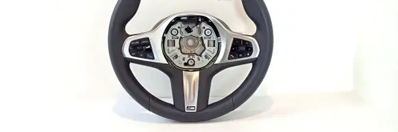 BMW 1 F40 Steering wheel 32308746675 8746675 61319372496