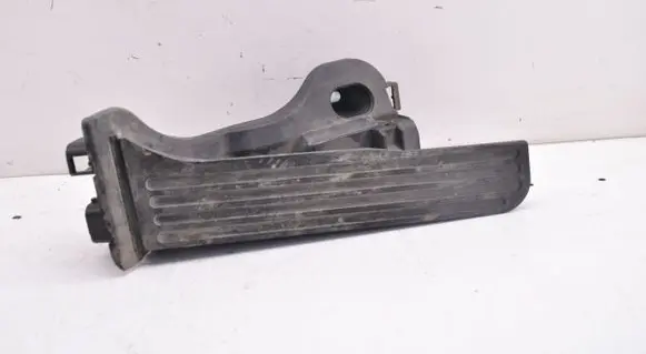 Volkswagen PASSAT CC Accelerator throttle pedal 1K1721503L