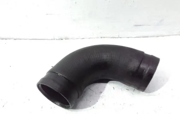 Nissan X-Trail T30 Intercooler hose/pipe