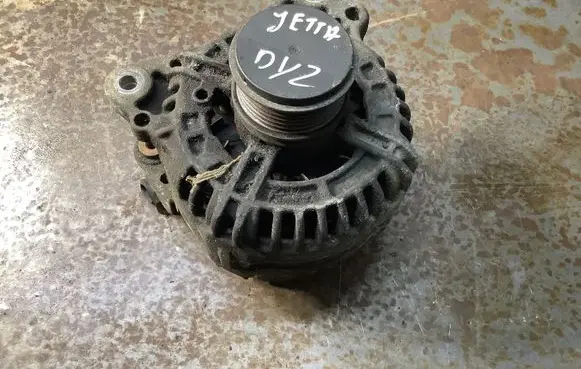 Volkswagen Jetta V Generator/alternator 06F903023F 0124525091