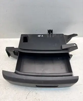 Volkswagen Golf V Front trunk storage compartment 1K0882600B 1K0882606B