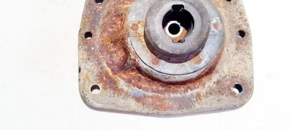 Lancia Phedra Coil spring mount 