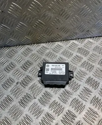 Volkswagen Jetta VI Parking PDC control unit/module 5C6919475