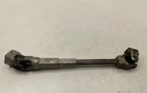 BMW 1 E81 E87 Steering column universal joint 6769157 0908050426 2214
