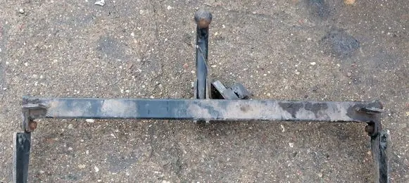 Renault Thalia I Tow bar 
