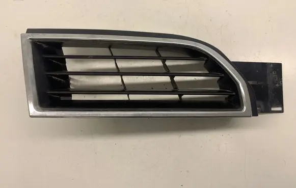 Mitsubishi Carisma Front bumper lower grill MR914636RH MR913904RH