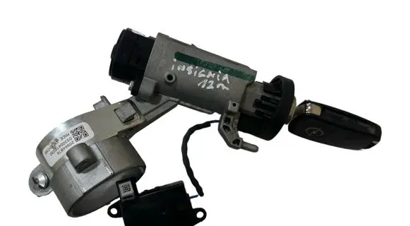 Opel Insignia A Ignition lock 20939745