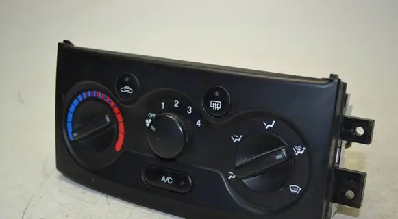 Chevrolet Aveo Climate control unit 