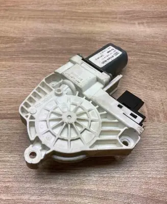 Audi A6 S6 C6 4F Front door window regulator with motor 4F0959802D RIGHTSIDE