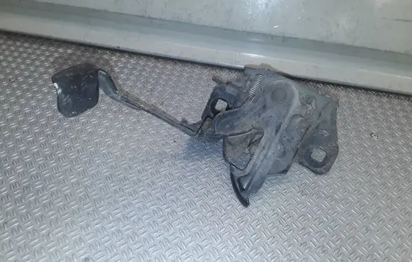 Chrysler Voyager Engine bonnet/hood lock/catch 