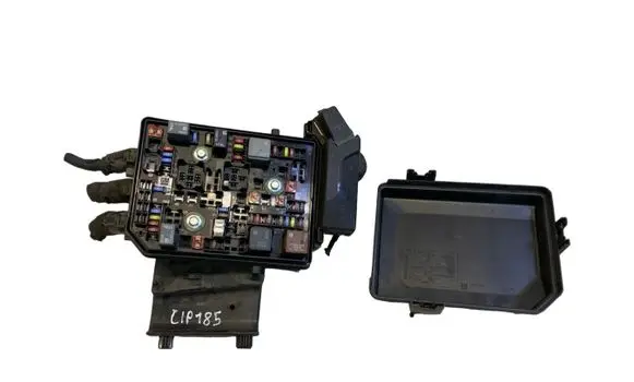 Opel Astra K Fuse box set 39019198 812461952 13379209