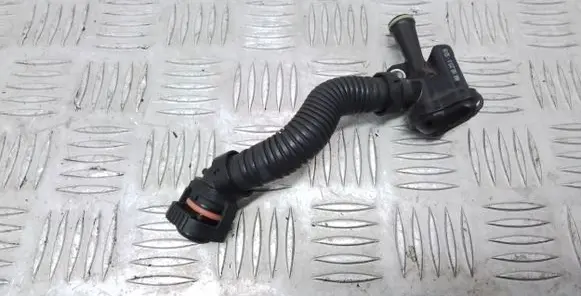 Volkswagen Golf VIII Breather valve 06Q103213A