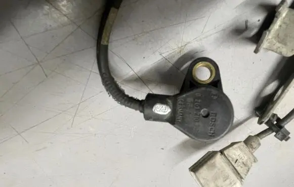 Audi A6 S6 C6 4F Crankshaft position sensor 0261210 722799