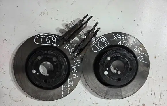Toyota Yaris XP210 Front brake disc T69